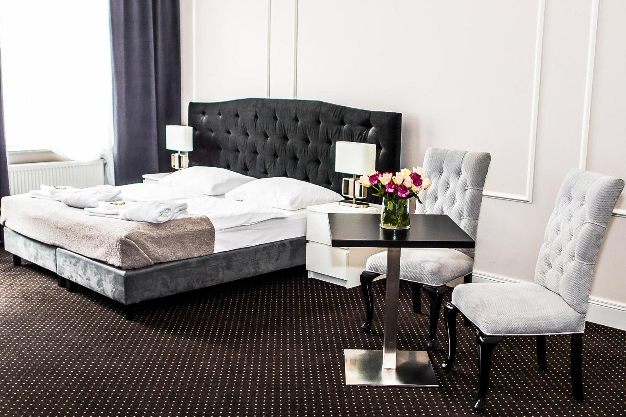 Aparthotel Platinum Apartamenty اينوفروسواف المظهر الخارجي الصورة