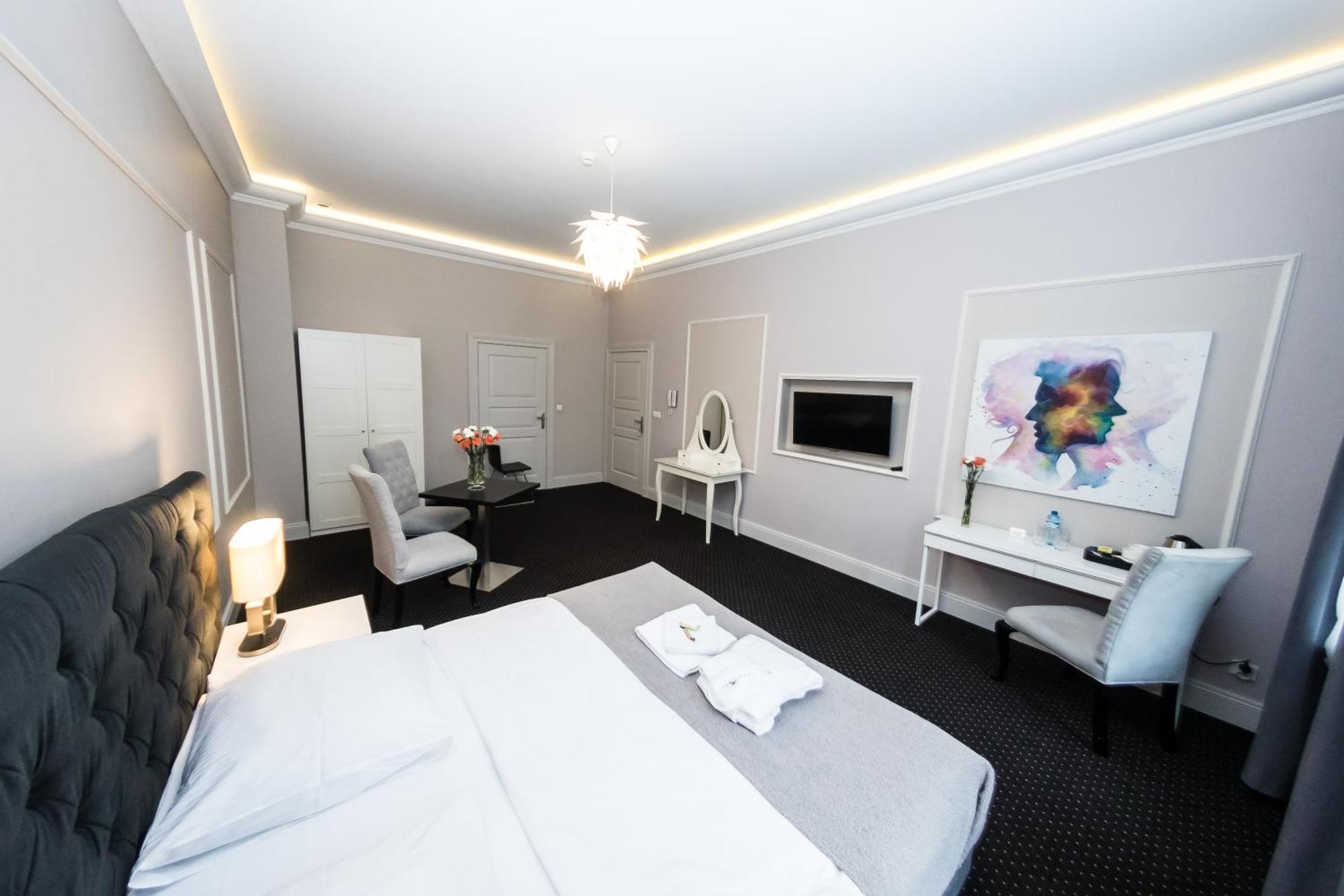 Aparthotel Platinum Apartamenty اينوفروسواف المظهر الخارجي الصورة