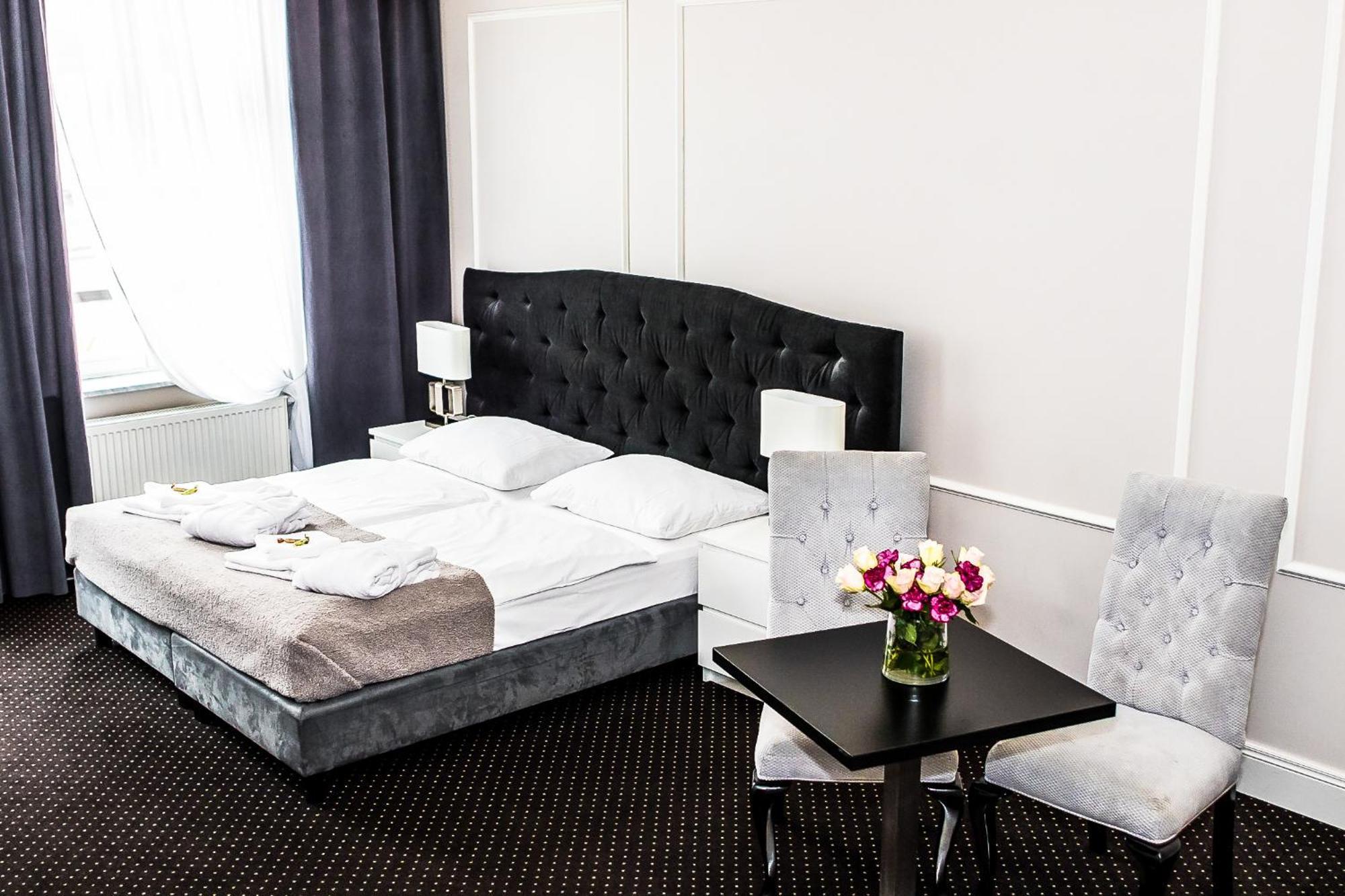 Aparthotel Platinum Apartamenty اينوفروسواف المظهر الخارجي الصورة